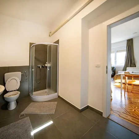 Apartman P & B *