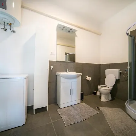 Apartman P & B *