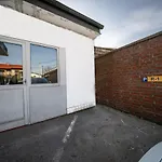 Apartment P & B *